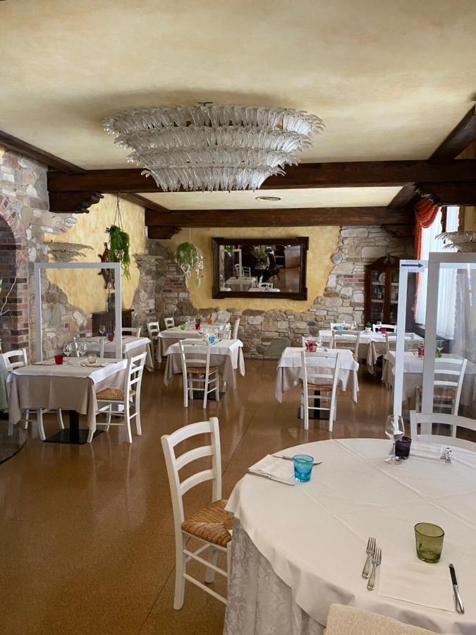 Locanda Ferrari Goro Luaran gambar