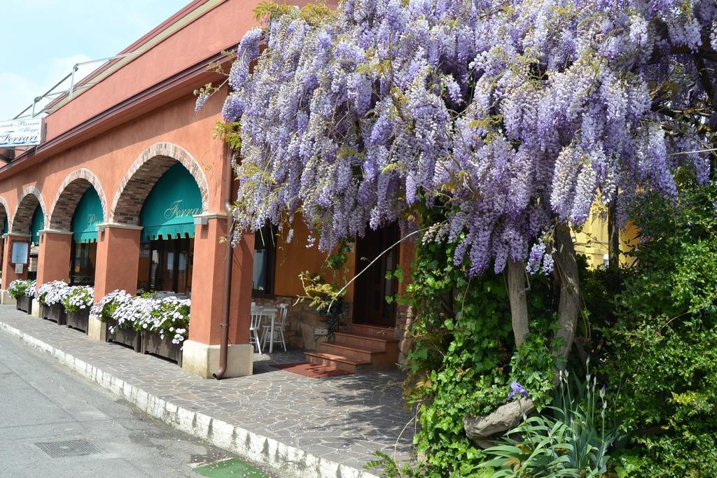 Locanda Ferrari Goro Luaran gambar