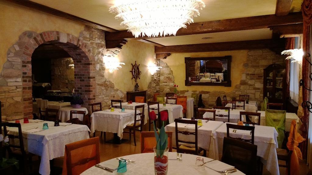 Locanda Ferrari Goro Luaran gambar