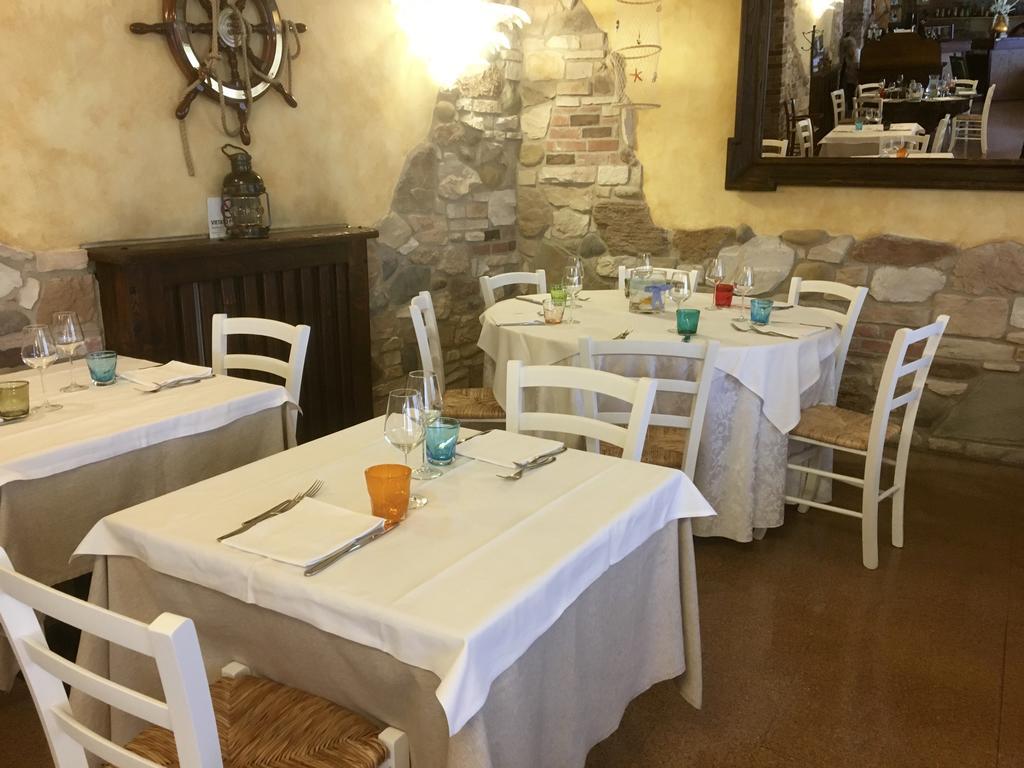 Locanda Ferrari Goro Luaran gambar