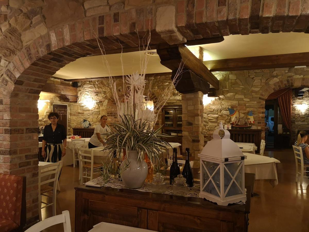 Locanda Ferrari Goro Luaran gambar